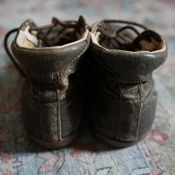 LEATHER FRYE DISTRESSED BROWN KIRA HIGH TOP SNEAKERS SIZE 7.5 - Picture 4 of 15